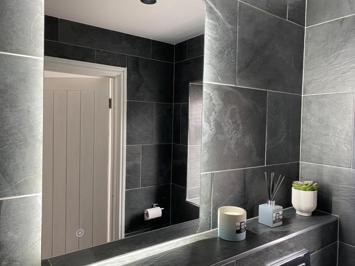 No40Barmouth-Modern,Spacious&Hot Tub 外观 照片