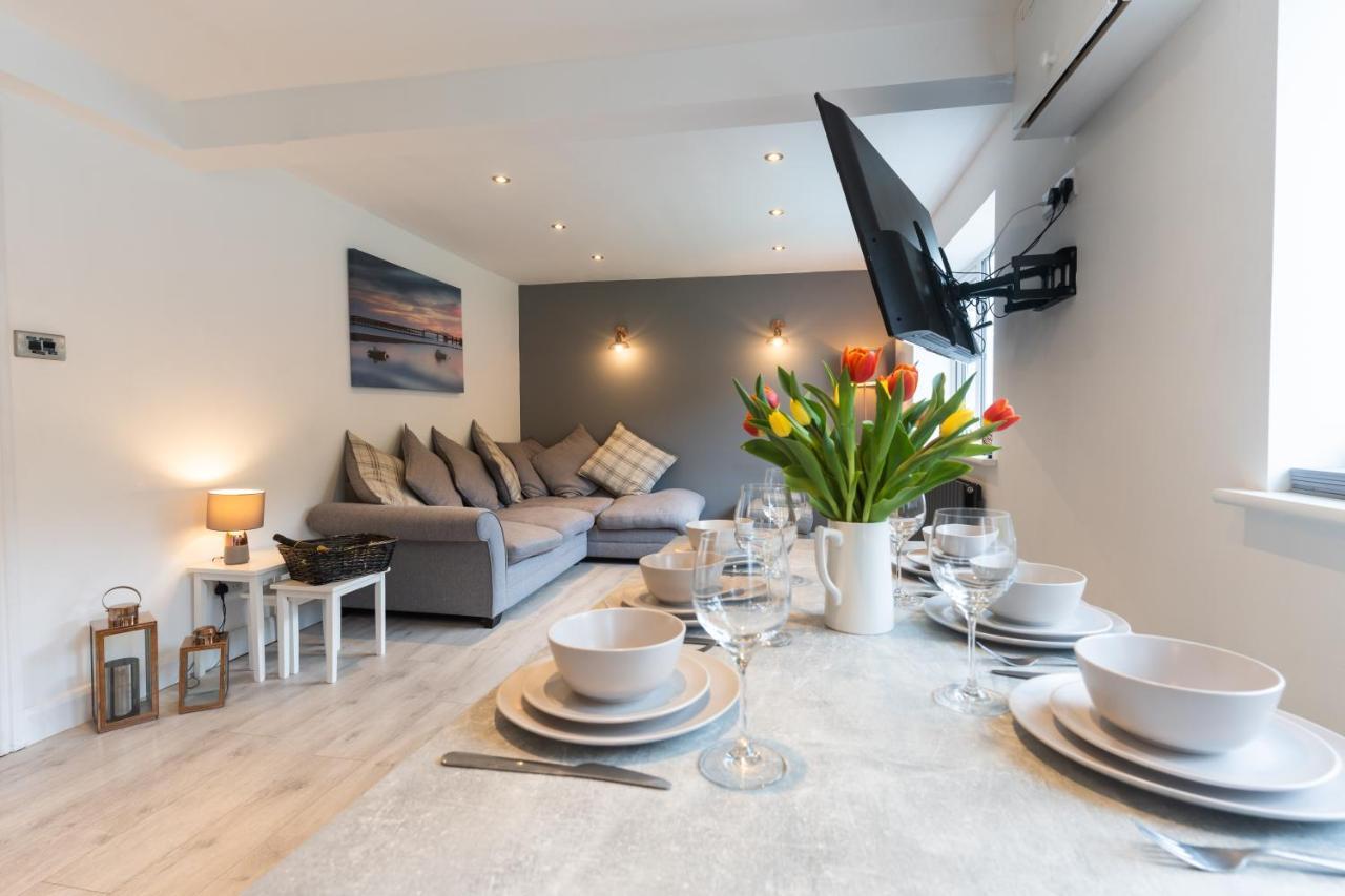 No40Barmouth-Modern,Spacious&Hot Tub 外观 照片