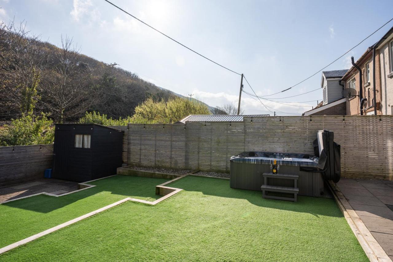 No40Barmouth-Modern,Spacious&Hot Tub 外观 照片
